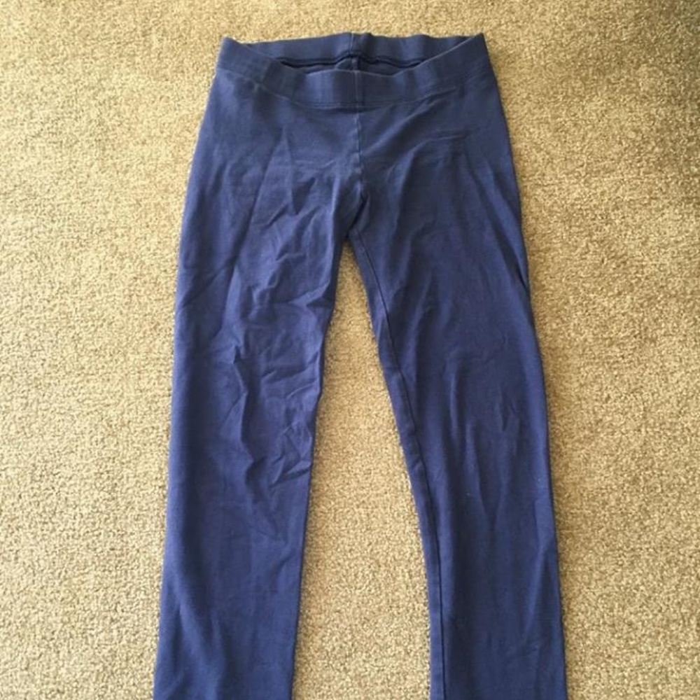 Navy leggings